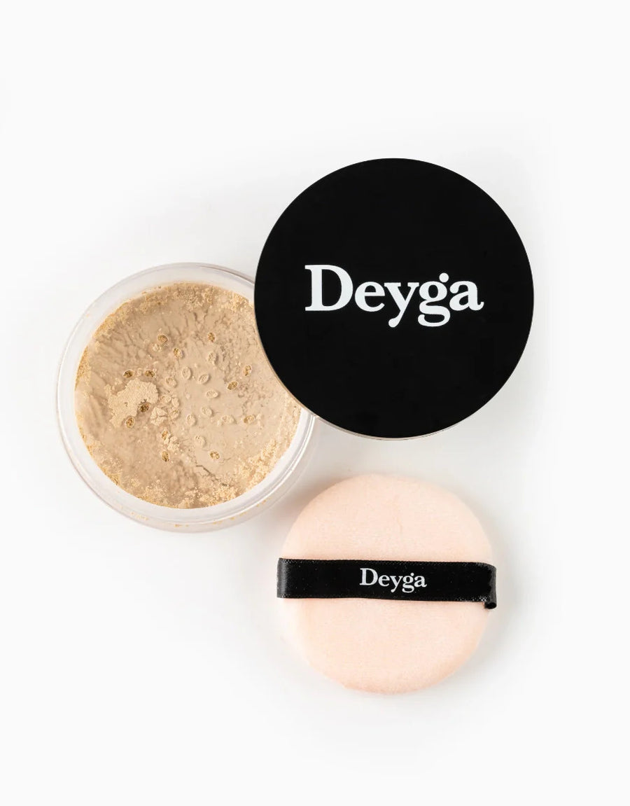 Deyga Natural Loose Setting Powder 15G – jar with powder puff