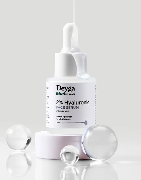 Deyga 2% Hyaluronic Acid Serum 20ML – bottle on a white pedestal
