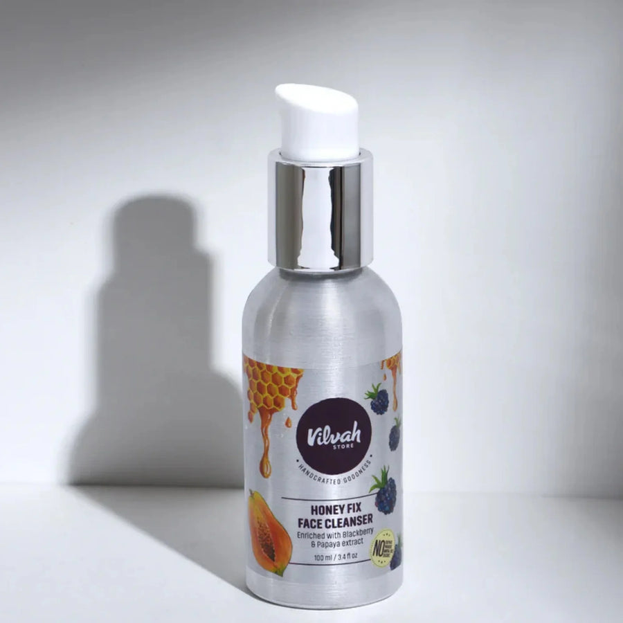 Vilvah Honey Face Wash 100ml – silver pump bottle on a white background